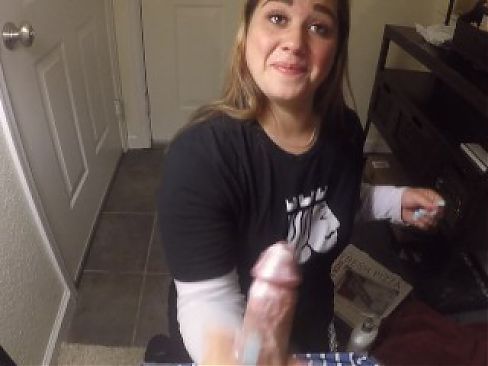 **REAL** Pizza delivery girl Hooks me up again with HANDJOB